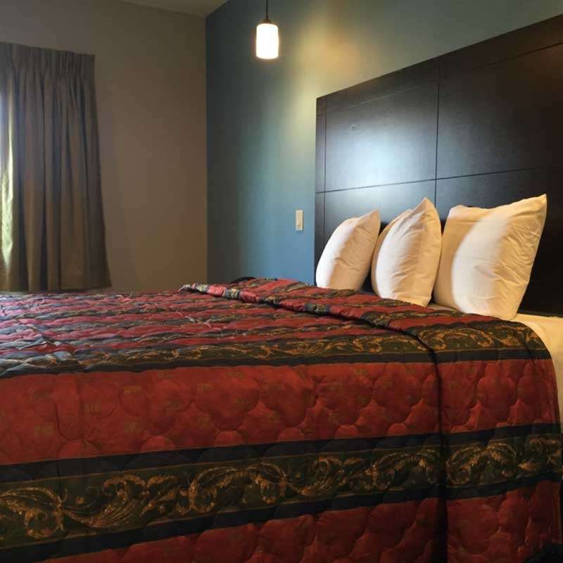 Classic Inn & Suites Humble Room photo