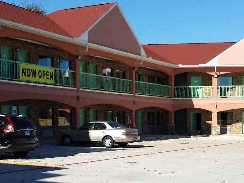 Classic Inn & Suites Humble Exterior photo